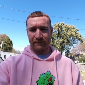 Meet your Posher, Derek